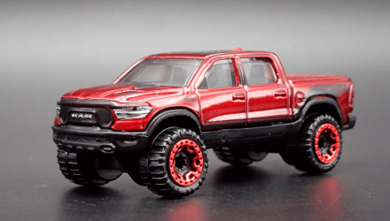 Машинка Базовая Hot Wheels 2020 RAM 1500 Rebel Hot Trucks 1:64 HCX93 Red - Retromagaz, image 2