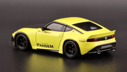 Машинка Premium MINI GT Nissan Z Pandem 1:64 MGT00752-СH Yellow - Retromagaz, image 3