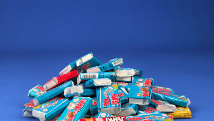 Набір Жувальна Гумка 100шт Tom and Jerry Bubble Gum з Коміксом Red Blue Yellow White 4,5g - Retromagaz, image 1