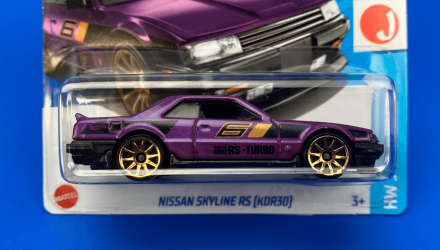 Набір Машинок Базових Hot Wheels Nissan Skyline RS (KDR30) HTD06 Green + HTC40 Purple 1:64 - Retromagaz, image 1