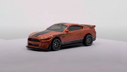 Машинка Базова Hot Wheels 2020 Ford Mustang Shelby GT500 Mustang 60th 1:64 JBB16 Orange - Retromagaz, image 1