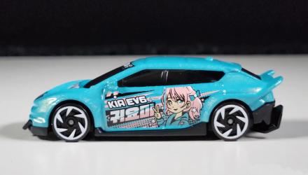 Машинка Базова Hot Wheels Custom Kia EV6 EV 1:64 HYX63 Teal - Retromagaz, image 3