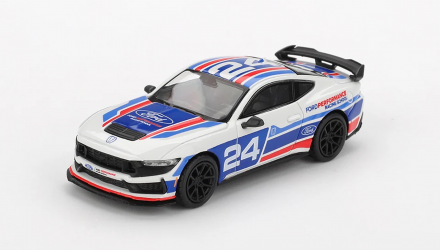 Машинка Premium MINI GT Ford Mustang Dark Horse #24 1:64 MGT01172 White - Retromagaz, image 1