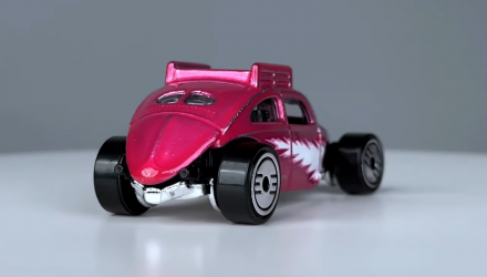 Тематическая Машинка Hot Wheels Custom Volkswagen Beetle Ultra Hots 1:64 HDG52/HRX15 Pink - Retromagaz, image 2