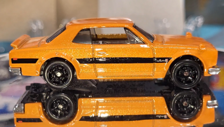 Тематическая Машинка Hot Wheels 1971 Nissan Skyline H/T 2000 GT-R Icons 1:64 JBY89 Orange - Retromagaz, image 4