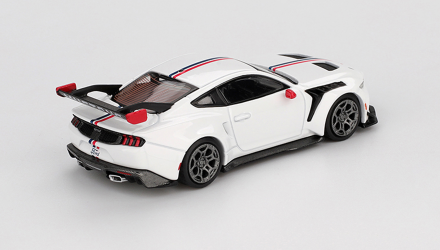 Машинка Premium MINI GT Ford Mustang GTD Spirit of America 1:64 MGT01097-CH White - Retromagaz, image 3