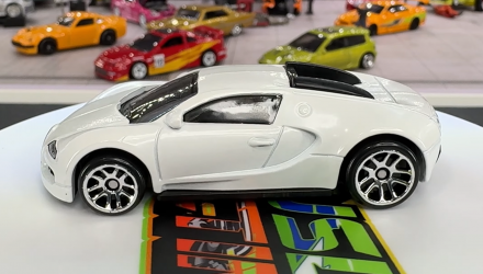 Тематическая Машинка Hot Wheels Bugatti Veyron Fast & Furious 1:64 JBY43 White - Retromagaz, image 3