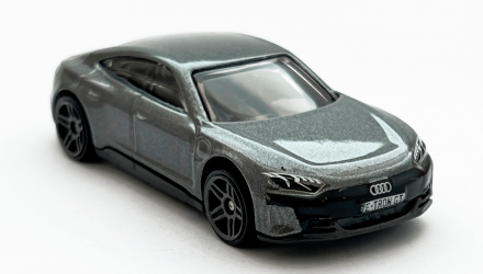 Набор Машинка Базовая Hot Wheels Audi RS E-Tron GT HKH58 Dark Grey + HCX39 Red + HCR99 Grey + HTB81 White - Retromagaz, image 3