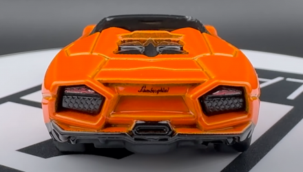 Машинка Premium Hot Wheels Lamborghini Reventón Roadster Exotic Envy 1:64 HKC76 Orange - Retromagaz, image 6