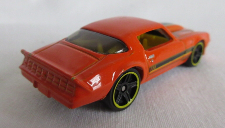 Машинка Базовая Hot Wheels '81 Camaro Camaro Fifty 1:64 DVC47 Orange - Retromagaz, image 4