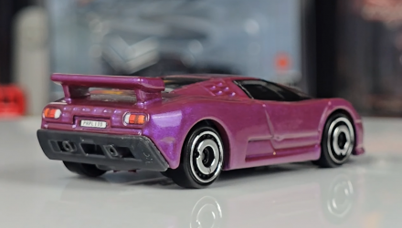 Машинка Базова Hot Wheels '94 Bugatti EB110 SS Race Day 1:64 JBB36 Purple - Retromagaz, image 2