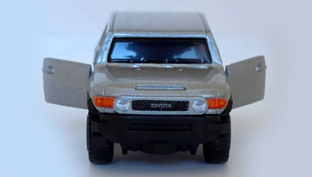 Тематична Машинка Matchbox Toyota FJ Cruiser Moving Parts 1:64 JTP80 Grey - Retromagaz, image 4
