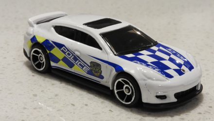 Машинка Базовая Hot Wheels Porsche Panamera Police Metro 1:64 FJW87 White - Retromagaz, image 2