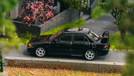 Машинка Premium Tarmac Works Mitsubishi Mitsubishi Lancer GSR Evolution III GLOBAL64 1:64 T64G-050-BK Black - Retromagaz, image 4