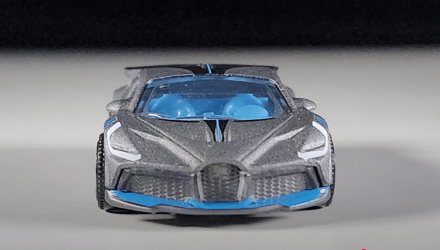 Тематична Машинка Matchbox 2018 Bugatti Divo European Streets 1:64 Blue - Retromagaz, image 5