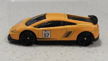 Тематична Машинка Hot Wheels Lamborghini Gallardo LP 570-4 Superleggera Gran Turismo 1:64 DJL19 Yellow - Retromagaz, image 4