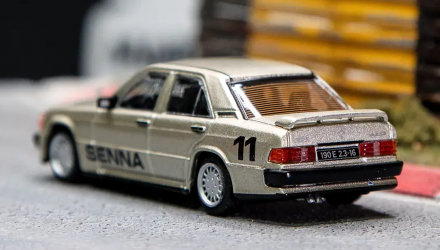 Машинка Premium Tarmac Works Mercedes-Benz 190 E 2.3-16 Race of Champion 1984 #11 GLOBAL64 1:64 T64G-047-84R0C11 Grey - Retromagaz, image 2
