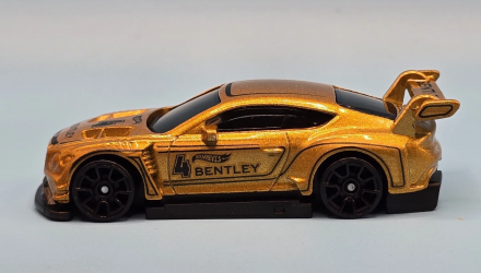 Машинка Базова Hot Wheels 2018 Bentley Continental GT3 Race Day 1:64 JBC18 Gold - Retromagaz, image 2