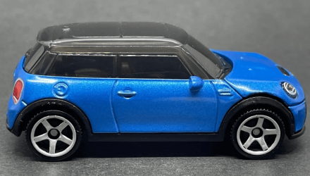 Тематична Машинка Matchbox Mini Cooper 2022 Mini EV Moving Parts 1:64 FWD28/HVM80 Blue - Retromagaz, image 3