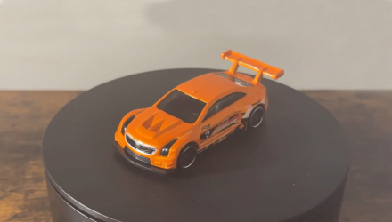 Машинка Базовая Hot Wheels '16 Cadillac ATS-V R Nightspeed 1:64 JJJ52 Orange - Retromagaz, image 1