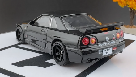 Машинка Premium Hot Wheels Nissan Nissan Skyline GT-R V·Spec II (BNR34) Chase Car Culture 1:64 JBK92 Black - Retromagaz, image 5