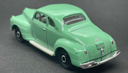 Машинка Велике Місто Matchbox 1941 Plymouth Coupe Showroom 1:64 HLC49 Green - Retromagaz, image 3