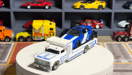 Машинка Premium 2шт Hot Wheels Volkswagen Corrado VR6 та Retro Rig Team Transport 1:64 JHX95 Blue - Retromagaz, image 1