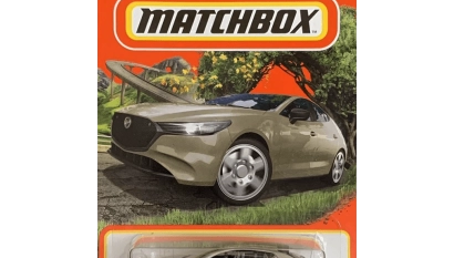 Машинка Велике Місто Matchbox 2019 Mazda 3 Roadtrip 1:64 Gold - Retromagaz, image 1