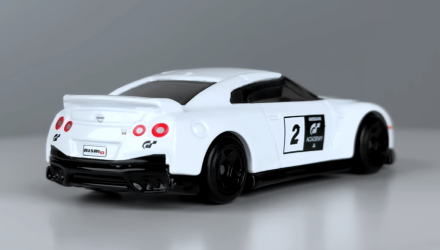 Тематична Машинка Hot Wheels '17 Nissan GT-R (R35) Gran Turismo 1:64 HRV64 White - Retromagaz, image 2