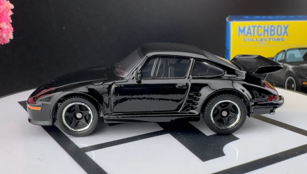 Машинка Premium Matchbox Porsche 1988 Porsche 911 Turbo Slant Nose Collectors 1:64 JJV95 Black - Retromagaz, image 3