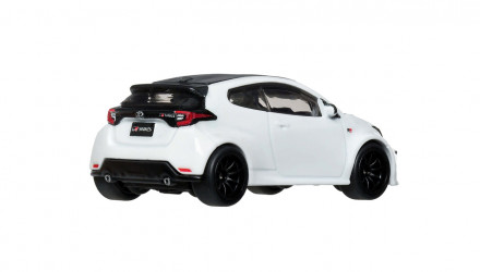 Машинка Premium Hot Wheels Toyota GR Yaris Boulevard 1:64 JHW19 White - Retromagaz, image 4