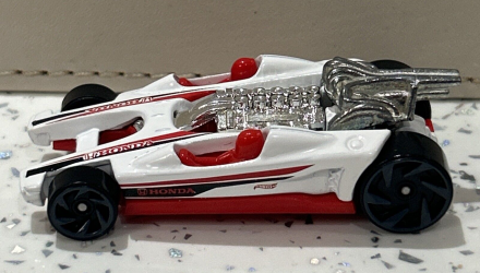 Тематична Машинка Hot Wheels Honda Racer Honda 70th Anniversary 1:64 FKD28 White - Retromagaz, image 4