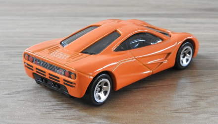 Машинка Базовая Hot Wheels McLaren F1 Factory Fresh 1:64 HCX13 Orange - Retromagaz, image 3