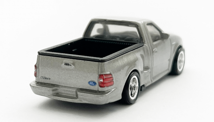 Машинка Premium Hot Wheels '99 Ford F-150 SVT Lightning Hyper Haulers 1:64 GRJ88 Metallic Silver - Retromagaz, image 5