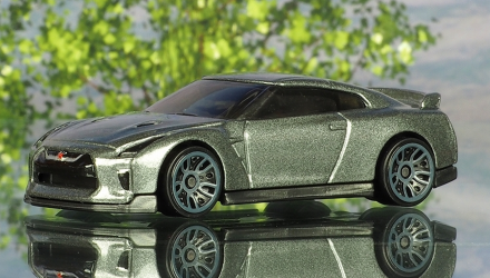 Машинка Базова Hot Wheels '17 Nissan GT-R (R35) Nightburnerz 1:64 DVC50 Grey - Retromagaz, image 2