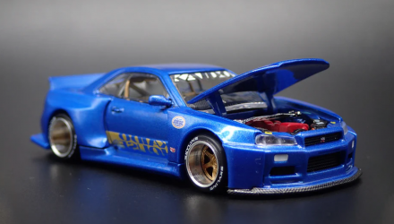 Машинка Premium MINI GT Nissan Skyline GT-R (R34) Kaido Works Shinjuku V2 1:64 KHMG158 Blue image_3 Машинка Premium MINI GT Nissan Skyline GT-R (R34) Kaido Works Shinjuku V2 1:64 KHMG158 Blue - Retromagaz, image 3