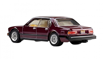 Машинка Premium Hot Wheels Stranger Things 1983 BMW 733i Pop Culture 1:64 JHW81 Red - Retromagaz, image 4