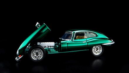 Машинка Premium Hot Wheels 1964 Jaguar E-Type Red Line Club RLC 1:64 HGK82 Green - Retromagaz, image 3