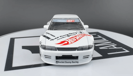 Машинка Premium Hot Wheels Nissan Skyline GT-R (R32) Pandem Modern Classics 1:64 HRV68 White - Retromagaz, image 5