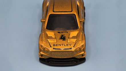 Машинка Базова Hot Wheels 2018 Bentley Continental GT3 Race Day 1:64 JBC18 Gold - Retromagaz, image 4