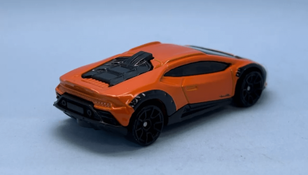 Машинка Базовая Hot Wheels Lamborghini Huracán Sterrato Dirt 1:64 HRY87 Orange - Retromagaz, image 3