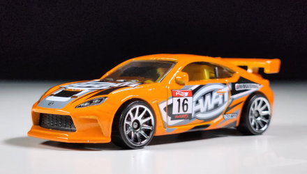 Машинка Базова Hot Wheels Toyota GR86 Cup Compact Kings 1:64 HYX23 Orange - Retromagaz, image 1