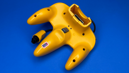 Геймпад Проводной Nintendo N64 NUS-005 Yellow 1.9m Б/У - Retromagaz, image 3