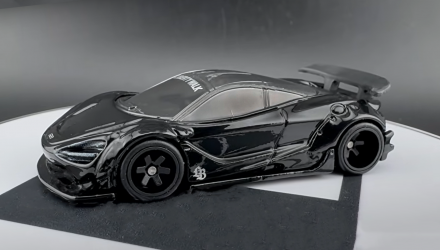 Машинка Premium Hot Wheels LB-WORKS McLaren 720S Chase Silhouettes 1:64 JBK62 Blue - Retromagaz, image 2