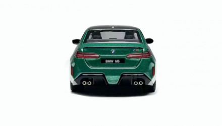 Машинка Premium MINI GT BMW M5 (G90) 1:64 MGT01086 Green - Retromagaz, image 4