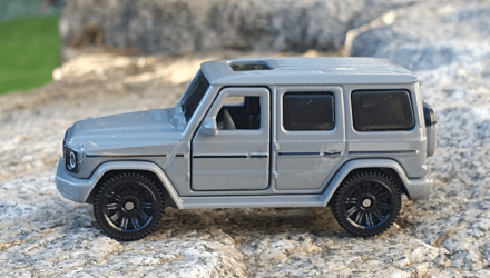 Тематична Машинка Matchbox 2024 Mercedes-Benz G 580 With EQ Technology Moving Parts 1:64 FWD28/HVM77 Grey - Retromagaz, image 3