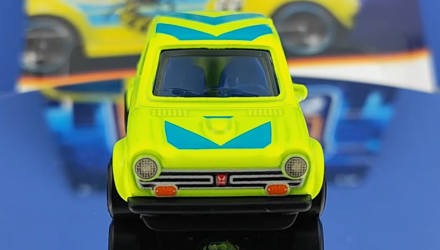 Тематическая Машинка Hot Wheels Custom '70 Honda N600 Neon Speeders 1:64 JBY92 Yellow - Retromagaz, image 4