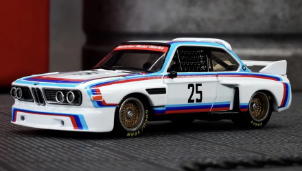 Машинка Premium Hot Wheels 1975 BMW 3.0 CSL Race Elite 64 1:64 JCP42 White - Retromagaz, image 1