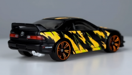 Тематическая Машинка Hot Wheels Custom '01 Acura Integra GSR Neon Speeders 1:64 HLH72/HRW73 Black - Retromagaz, image 3