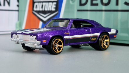 Машинка Базова Hot Wheels '69 Dodge Charger 500 Then and Now 1:64 HKJ46 Purple - Retromagaz, image 6